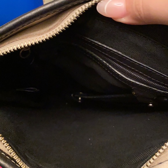 DKNY crossbody bag - Picture 4 of 5